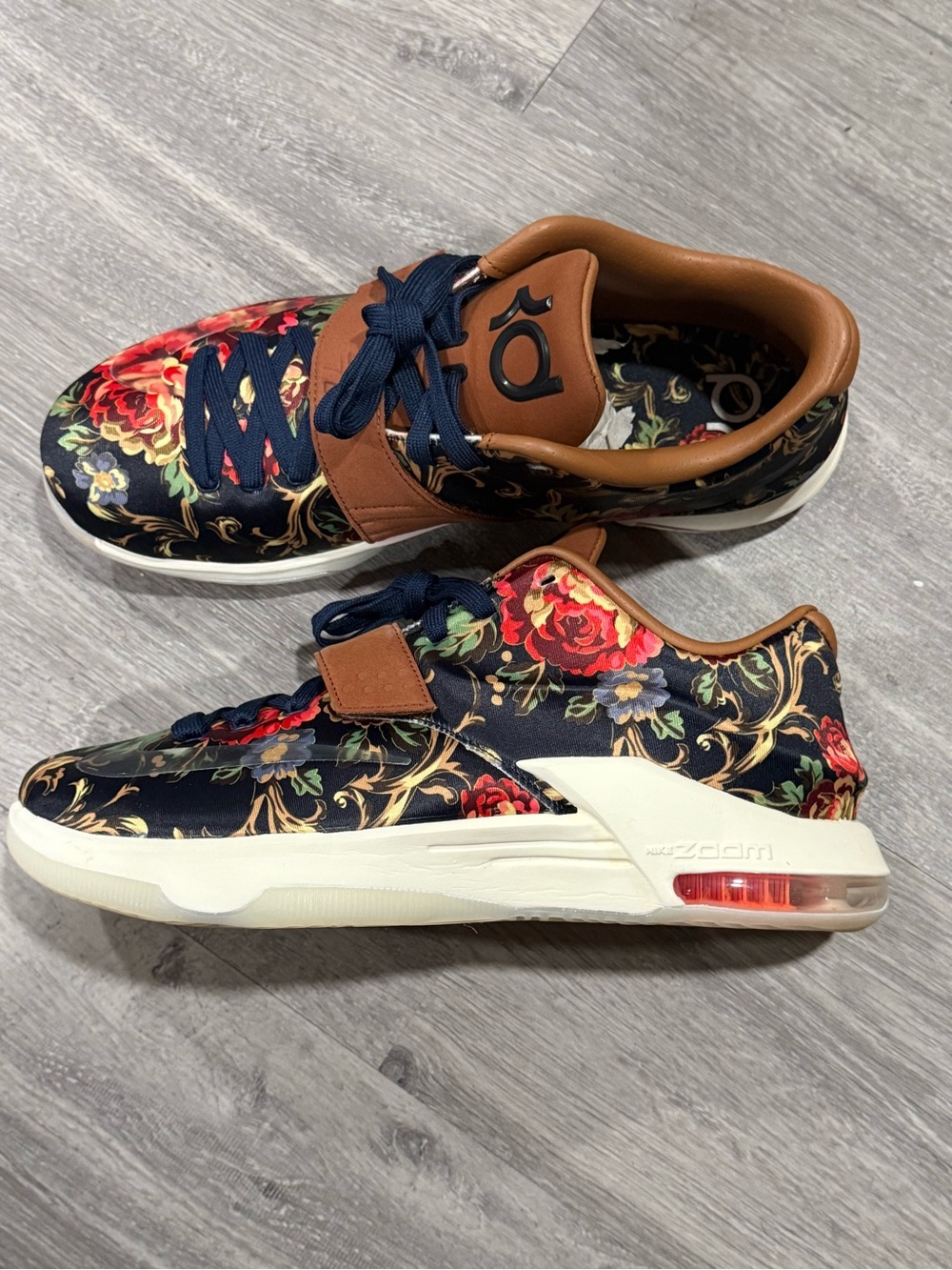Nike KD 7 EXT Floral QS Size 11 Rare Kevin Durant Basketball Shoes 726438-400
